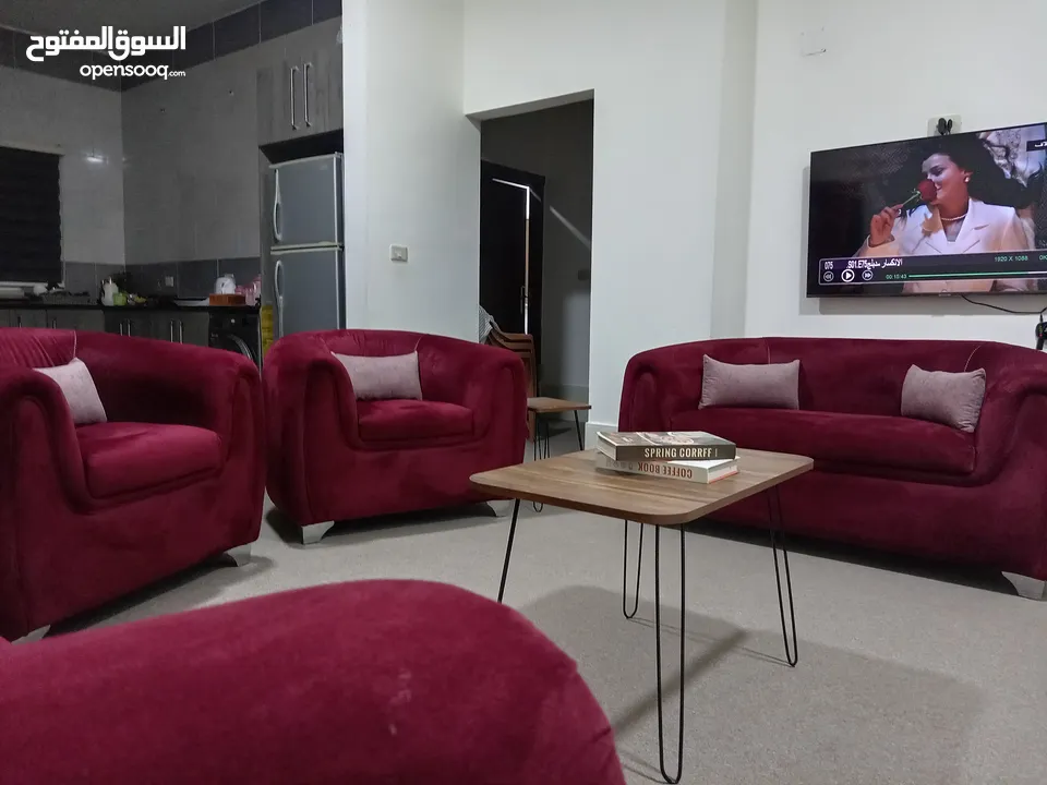 طقم كنب موديل امريكي فاخرااا تفصيل استعمال عرسان للبيع بسعر مغري