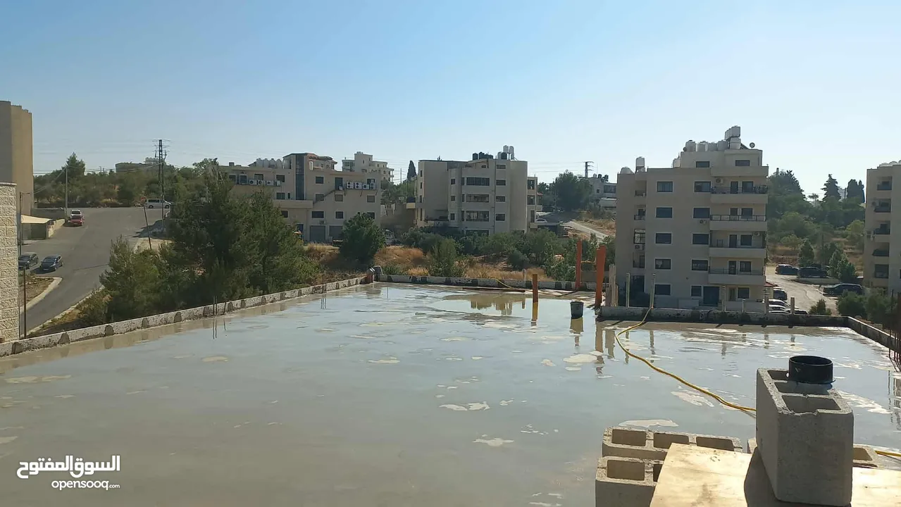 شقة للبيع في سردا قرب الشارع الرئيسي