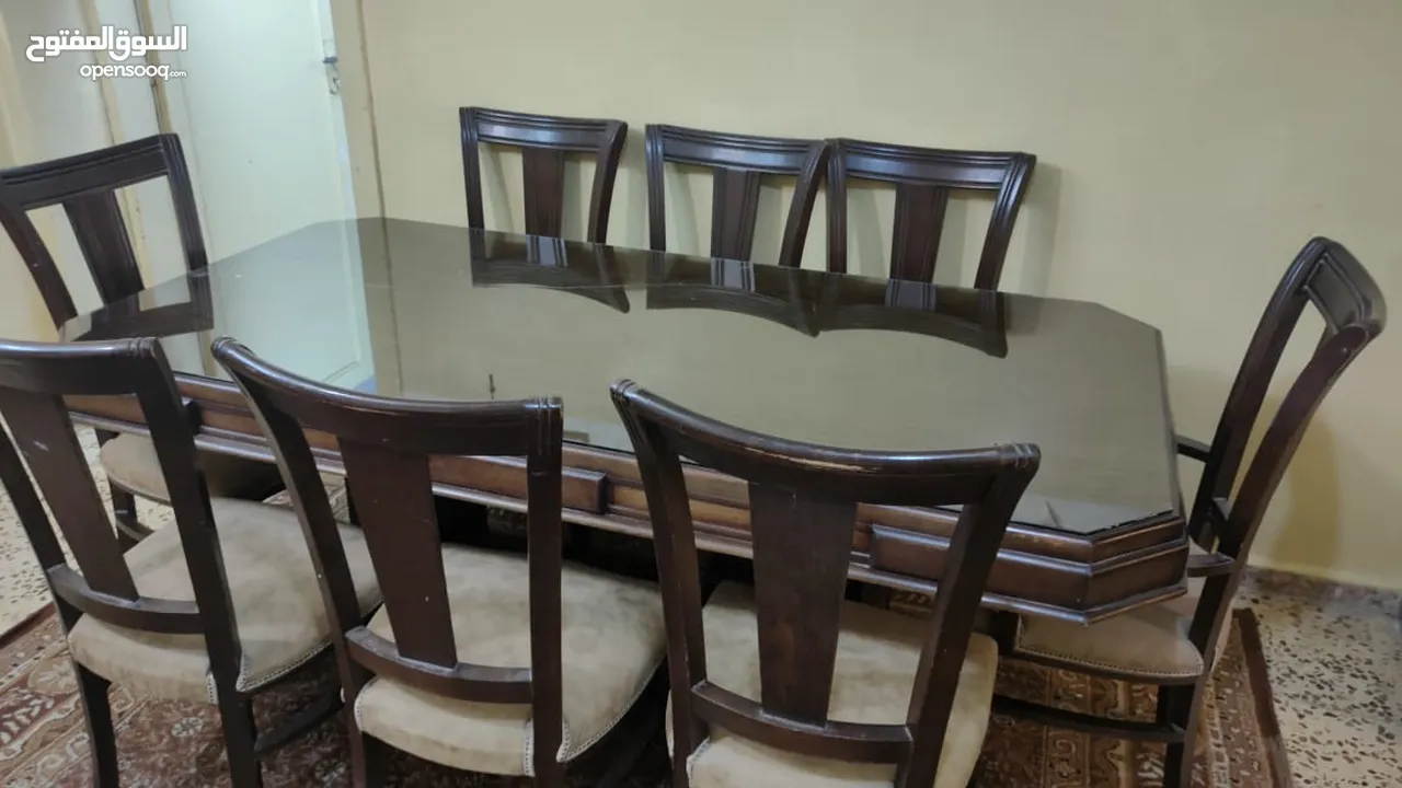طاولة سفرة ( 8 مقاعد ، خشب زان ) للبيع