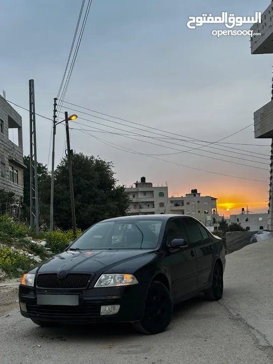 سكودا نيو لبيع نقدي  متور الفين ديزل 2000cc جير عادي  اصل عمومي