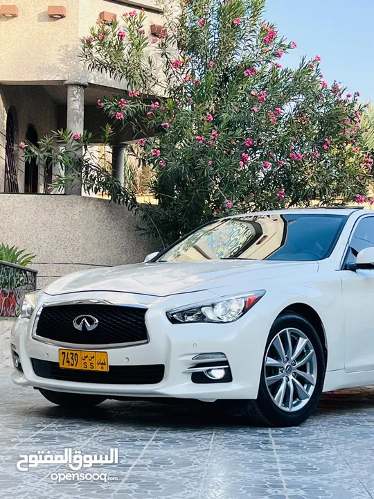 انفنتي Q50 بدون حادث 2017