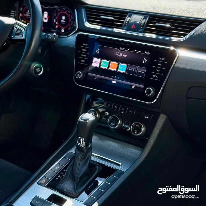 SKODA - SUPERB  ‎عداد المميز 50,000