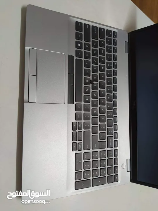 للبيع لاب توب DEll letetuot  مستعمل اخو جديد