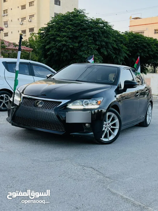 Lexus ct200 للبيع