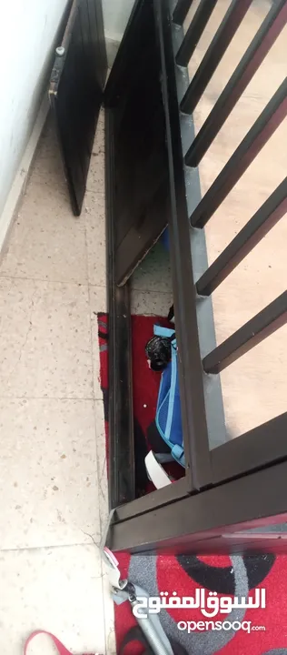 تخت بيبي بحالة جيدا جدا