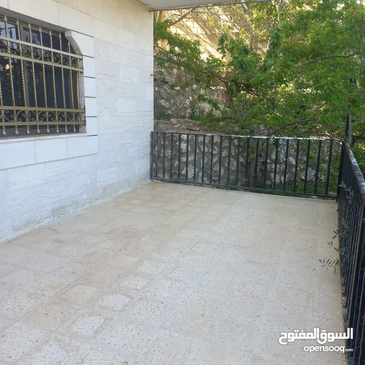 شقة للايجار في السلط/ إسكان المهندسين