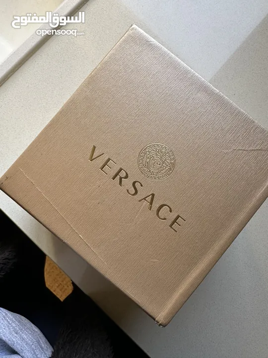 ساعة VERSACE Medusa لون اسود و روز جولد