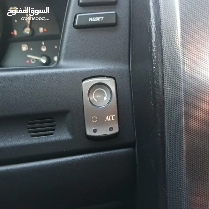 كاديلاك XLR model: 2004 وارد الوكالة  قاطعة مسافة 24000km