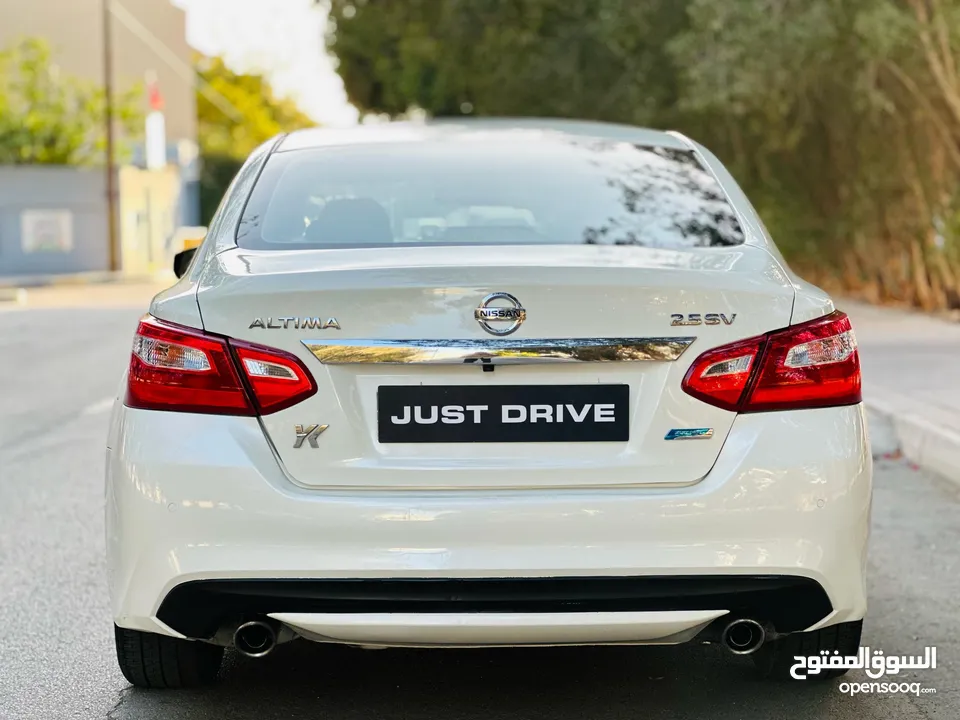 NISSAN ALTIMA 2017 MODEL VERY WELL-MAINTAINED CAR