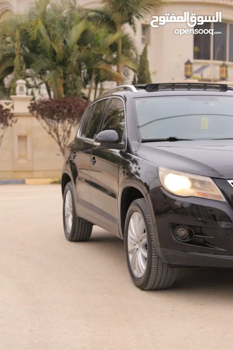 جيب تيجوان موديل 2010-اتومتيك-ماتور 2000تربوا -بنزين فل فل اضافات مع فتحة سقف بنوراما-فحص شركة ونخب