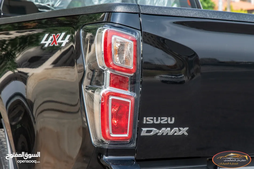 Isuzu D-Max 2024 GT Original body kit   وارد و كفالة الشركة