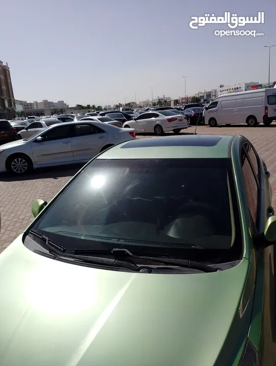 مالك اول استخدام داخل نزوه فقط90000 km   1600 اقتصادى جدا  first owner very neet car