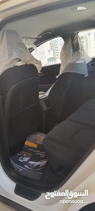 KIA Sportage SUV-2023 _White (Negotiable)