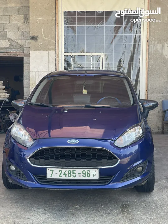 فورد فييستا للبيع