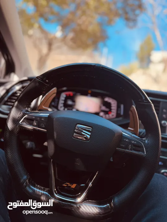 SEAT LEON FR موديل 2019 مطور 2000 بقوه 245 حصان كوبرا