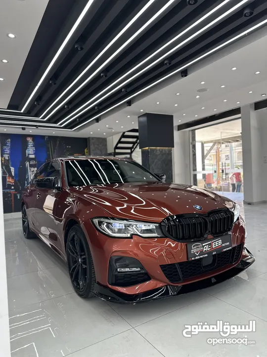 BMW330e فل
