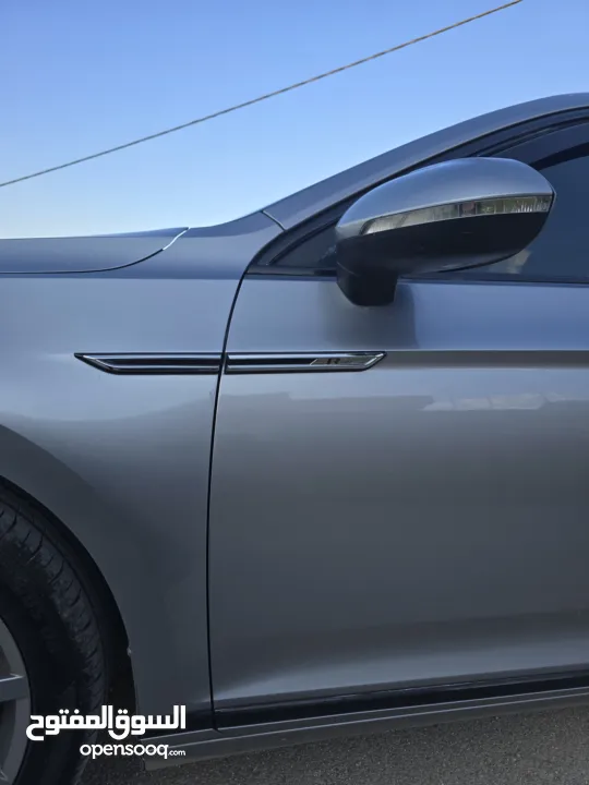 باسات R-Line 2019 للبيع بسعر حرق