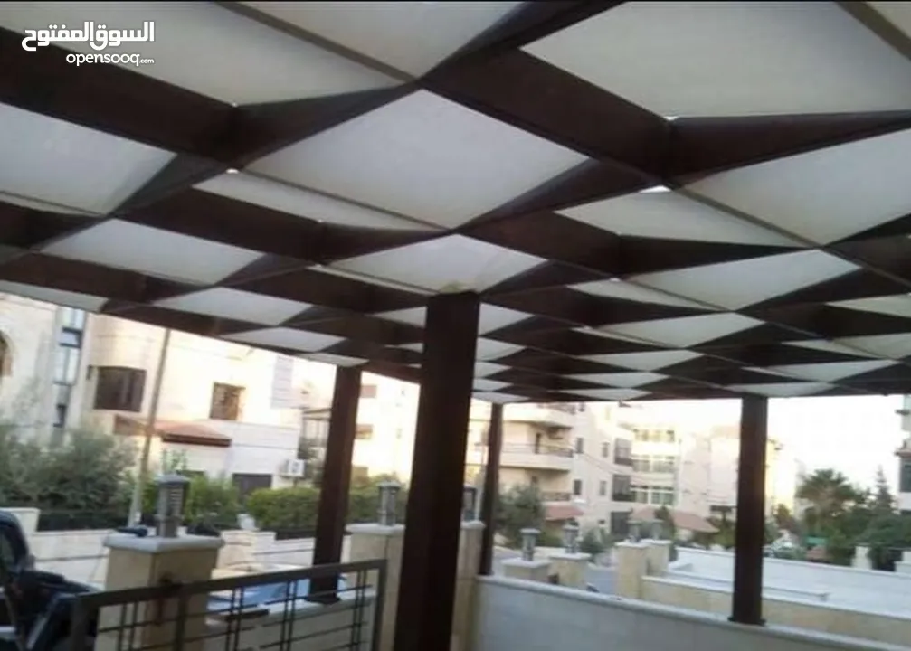 مظلات خشبيه واسوار خشبيه  للحدائق والمزارع و الترس