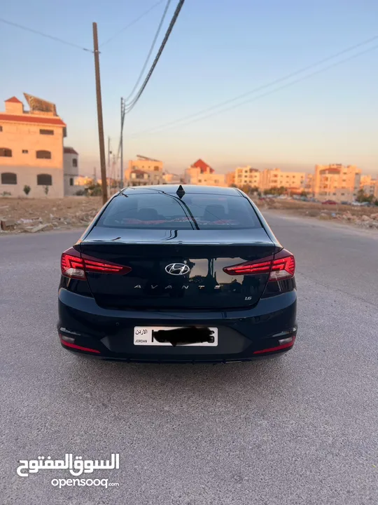 سيارة بحالة الوكالة مرخصة جديد