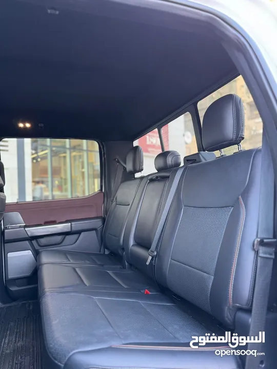 Ford f150 Lariat hiybrd 2021