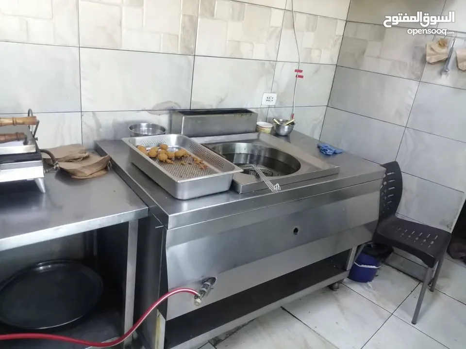 مطعم للبيع