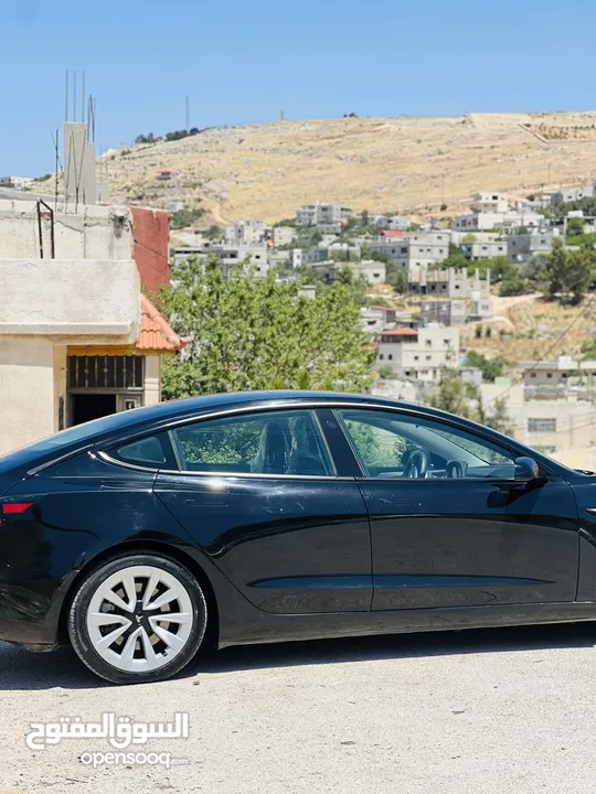 Tesla model 3 Long range doul motors 2021 حرة جديد  بسعر مميز