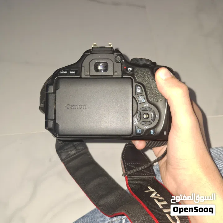 Canon camera used but in new condition كامرا كنون مستعمل لكن في حاله جديده