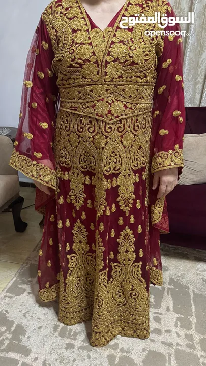 قفطان للبيع جديد بسعر مناسب