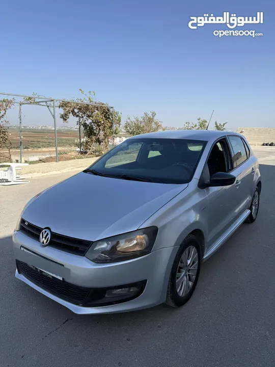 فقط 48 الف كاش بولو 2013 اتوماتيك شركة فل اضافات مميزة جداً ترخيص تامين فل عداد 120 الف نخب اول