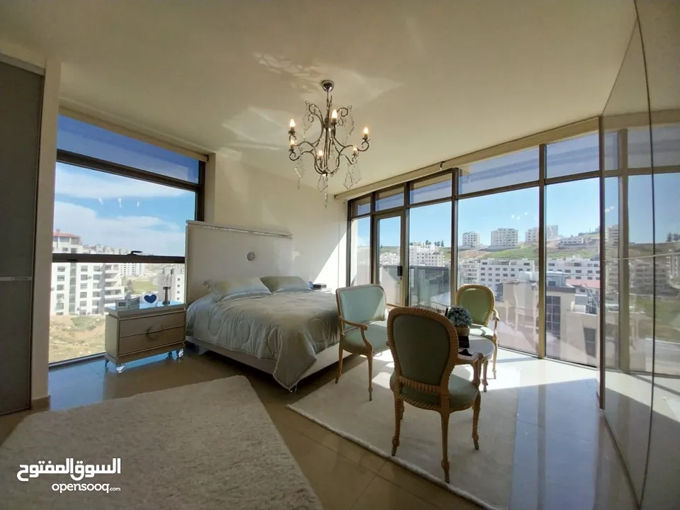 شقه طابقيه لللبيع او للايجار