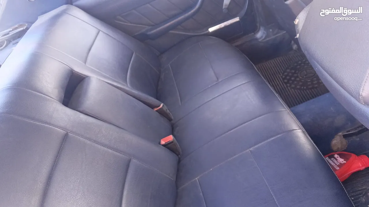 Mercedes E300 1986 Full إضافات فحص نخب نخب ولا ضربة إمكانية البيع دفعة وشيكات