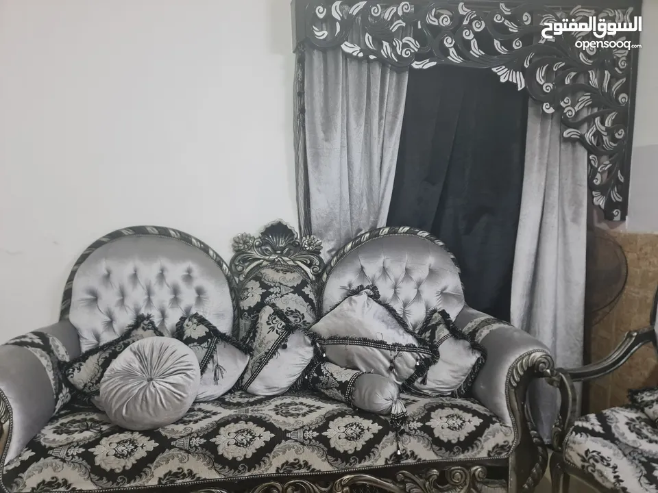 طقم كنب خليجي فخم للبيع