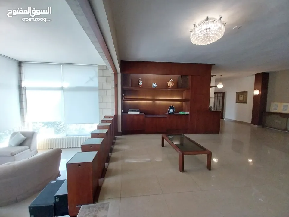 شقة للايجار في جبل عمان  ( Property 35146 ) سنوي فقط