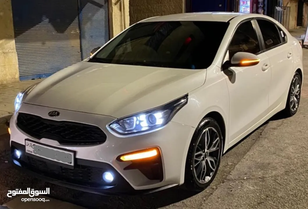 البصمه لتأجير السيارات  المميزه