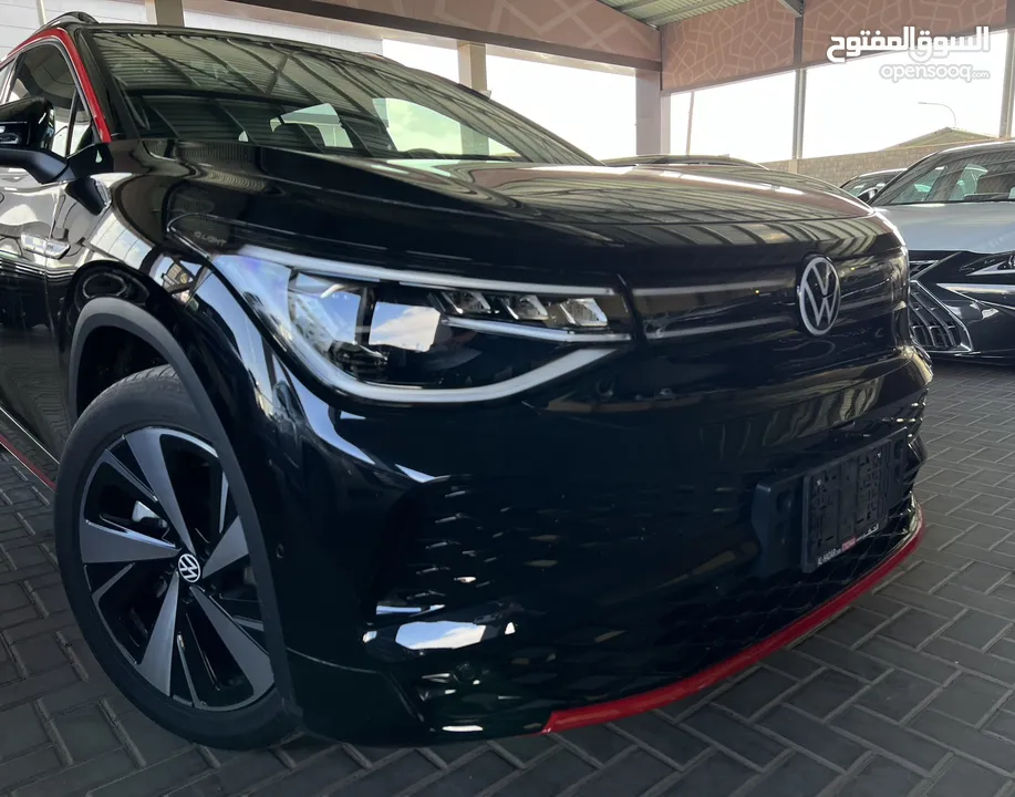 Volkswagen ID.6 X Pro( black edition).معرض الحضر