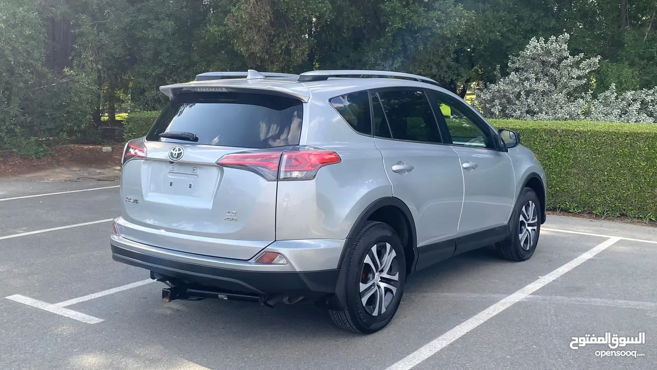 2018 Toyota RAV4 EX (AX40)