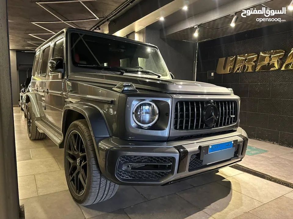 Mercedes-Benz G500 – Redefine Luxury