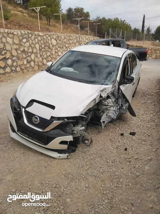 نشتري جميع السيارات والبكمات الحديثه الحديثه المضروبه ولقالبه على ضربتها