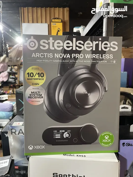 SteelSeries Arctis Nova Pro Wireless Multi-System Gaming Headset