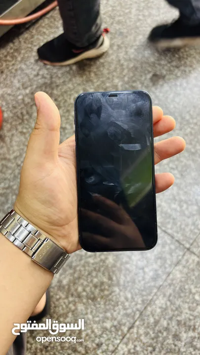 ايفون 12 عادي