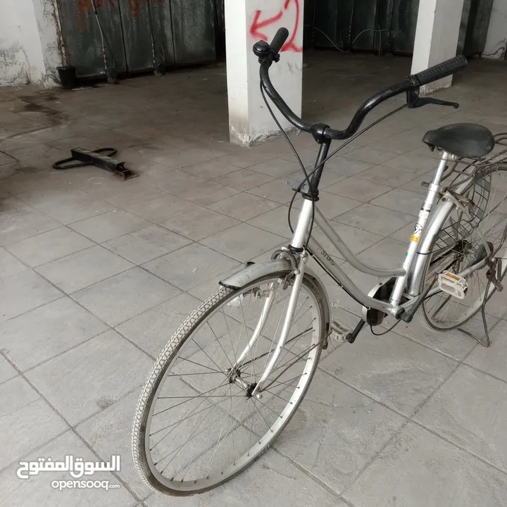 دراجات هوائية بحالة الجديد