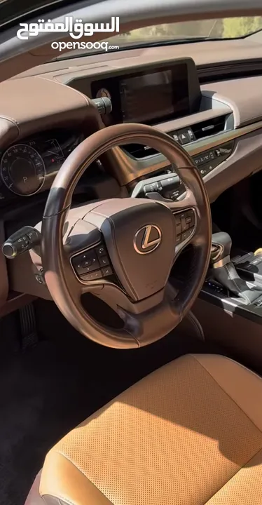 Lexus 2020 es300h
