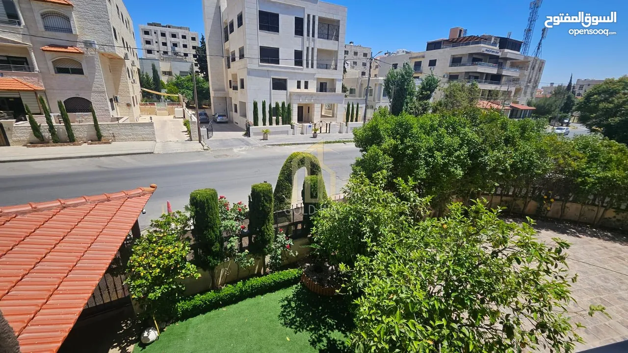 في أجمل مناطق خلدا(بالقرب من روان كيك) عمارة عائلية تملك شقة طابق أول 140م بسعر مميز/ ref 9507