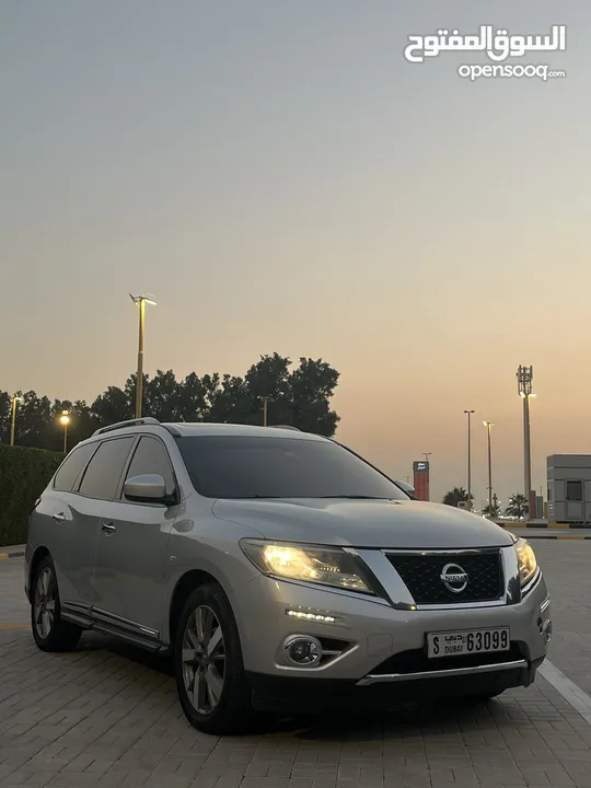 Nissan pathfinder