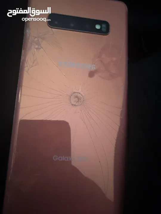 سامسونج جلاكسي أس 10 بلس حالة ممتازة مستعمل ثلاث إلى أربع سنين
