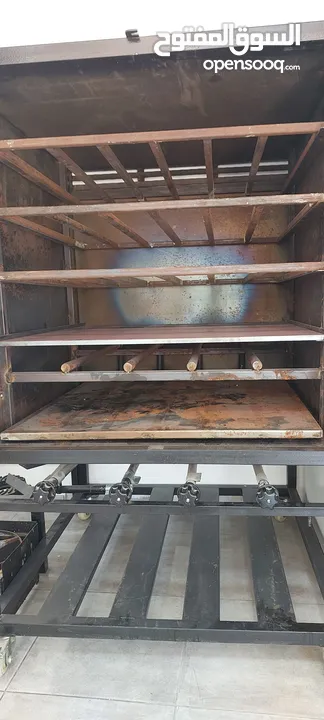 معدات مطاعم صناعية  فرن  غاز 4 عيون      غازات مناصب