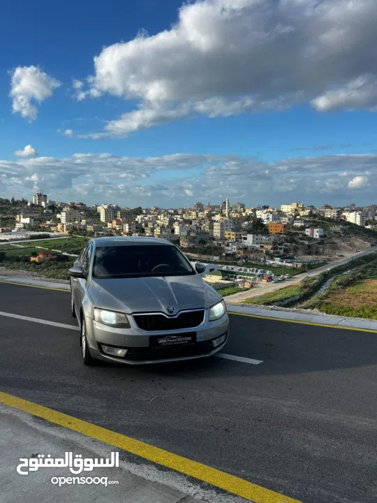 سكودا اوكتافيا 2015