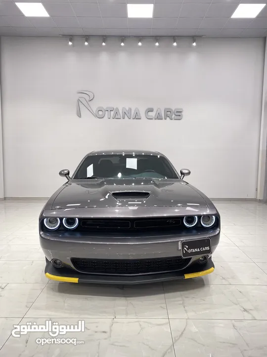 Dodge challenger 2023 16 k km only