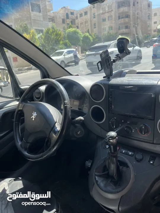 سياره بيجو للبيع