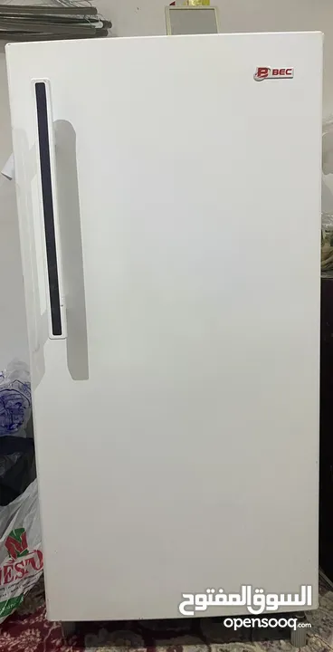 Refrigerator BEC 8 foot   ثلاجة BEC شبه جديدة